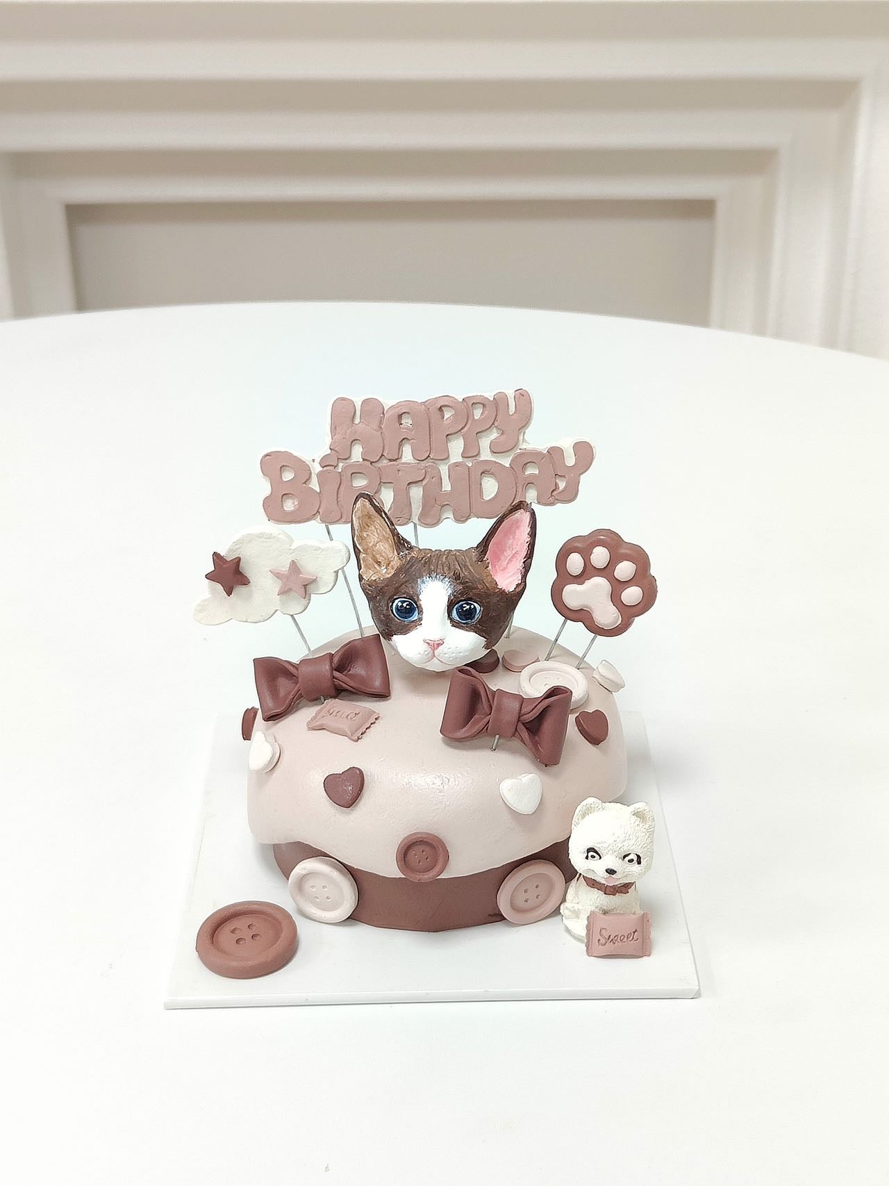 Furship Fondant Theme Dog Cakes